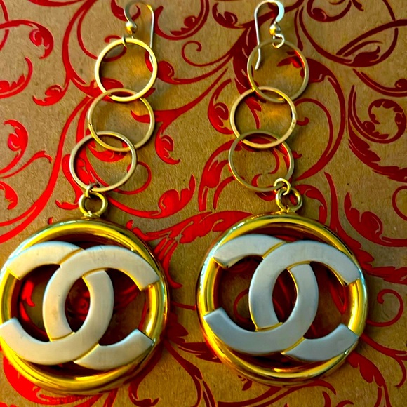 Vintage CC Design Earrings Two Tone Brushed silver and gold - Picture 4 of 6